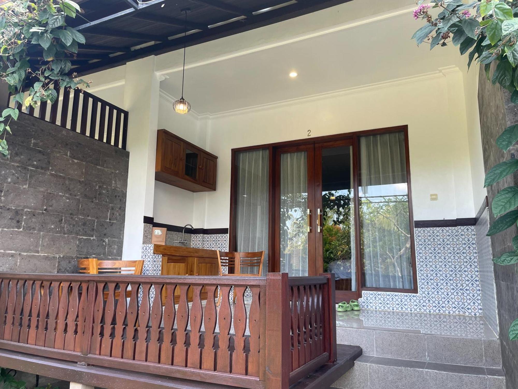 Nivaluma Hotel Ubud  Exterior photo